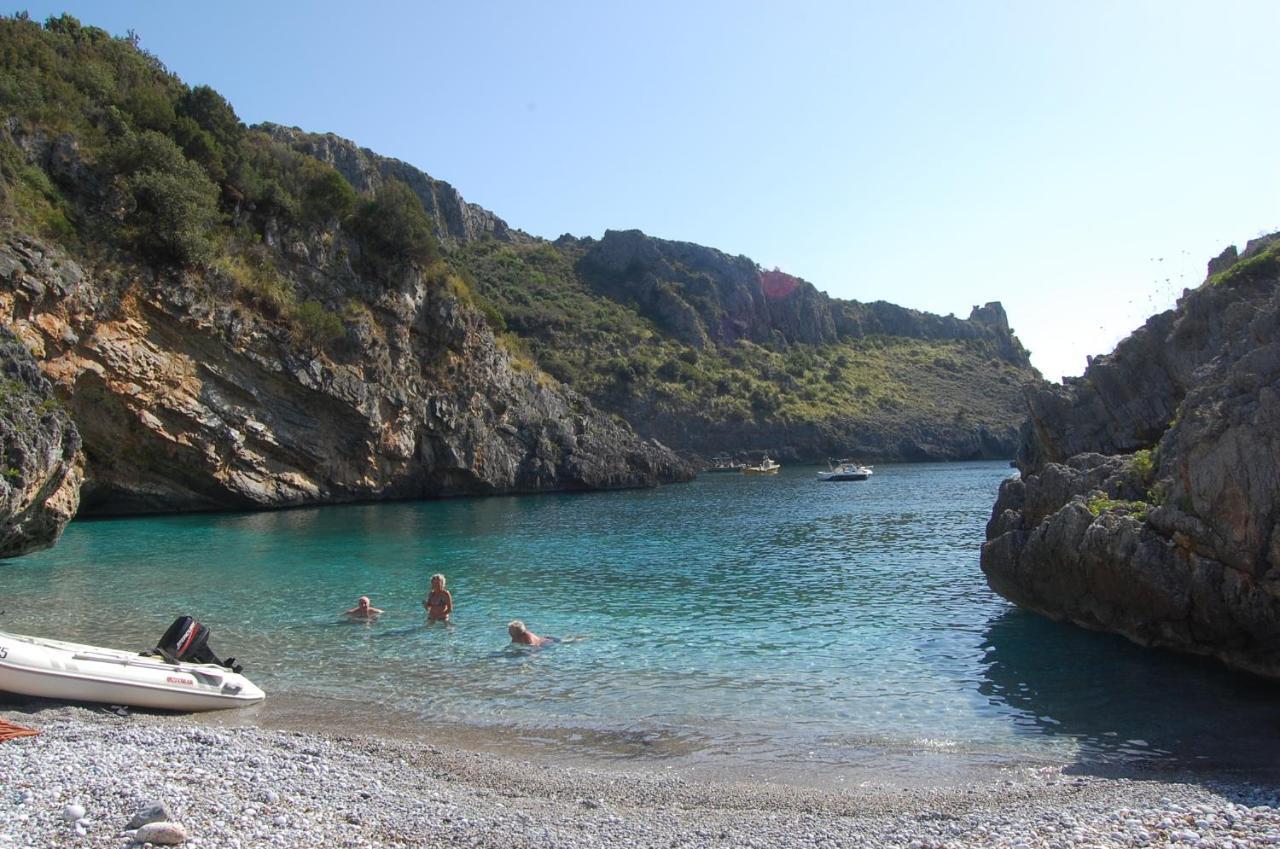 Il Nido Delle Gazze Villa Marina di Camerota Exteriör bild